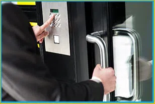 New York Locksmith Solution New York, NY 212-918-5462 - 9-commercial-door-lock